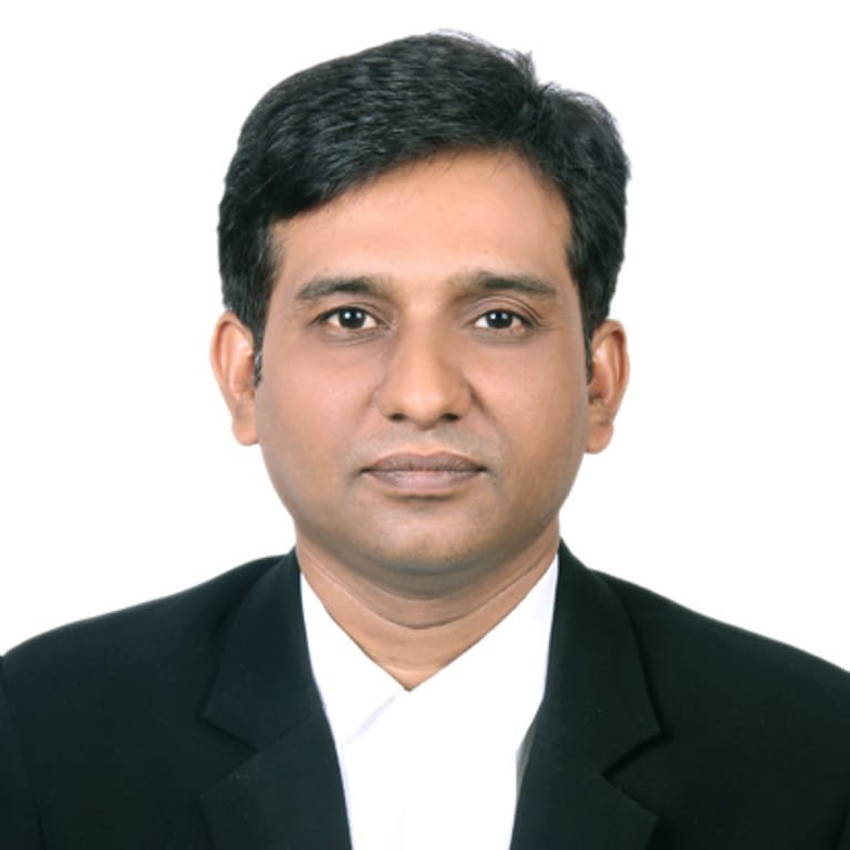 Expert Advocate – Shrivastava and Associates Raipur